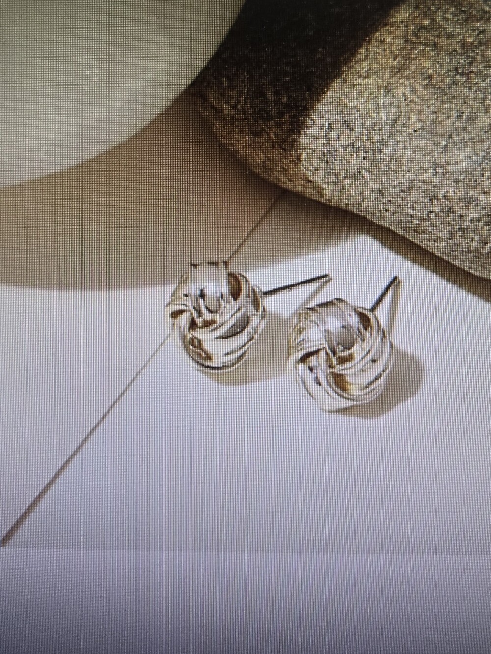 💥Pavoi 14K Rose Gold Knot Post Earrings